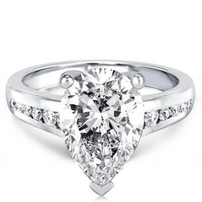 Classic Pear Cut Engagement Ring(3.25 CT. TW.)