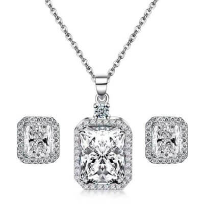  Classic Halo Pendant Necklace And Earring Set
